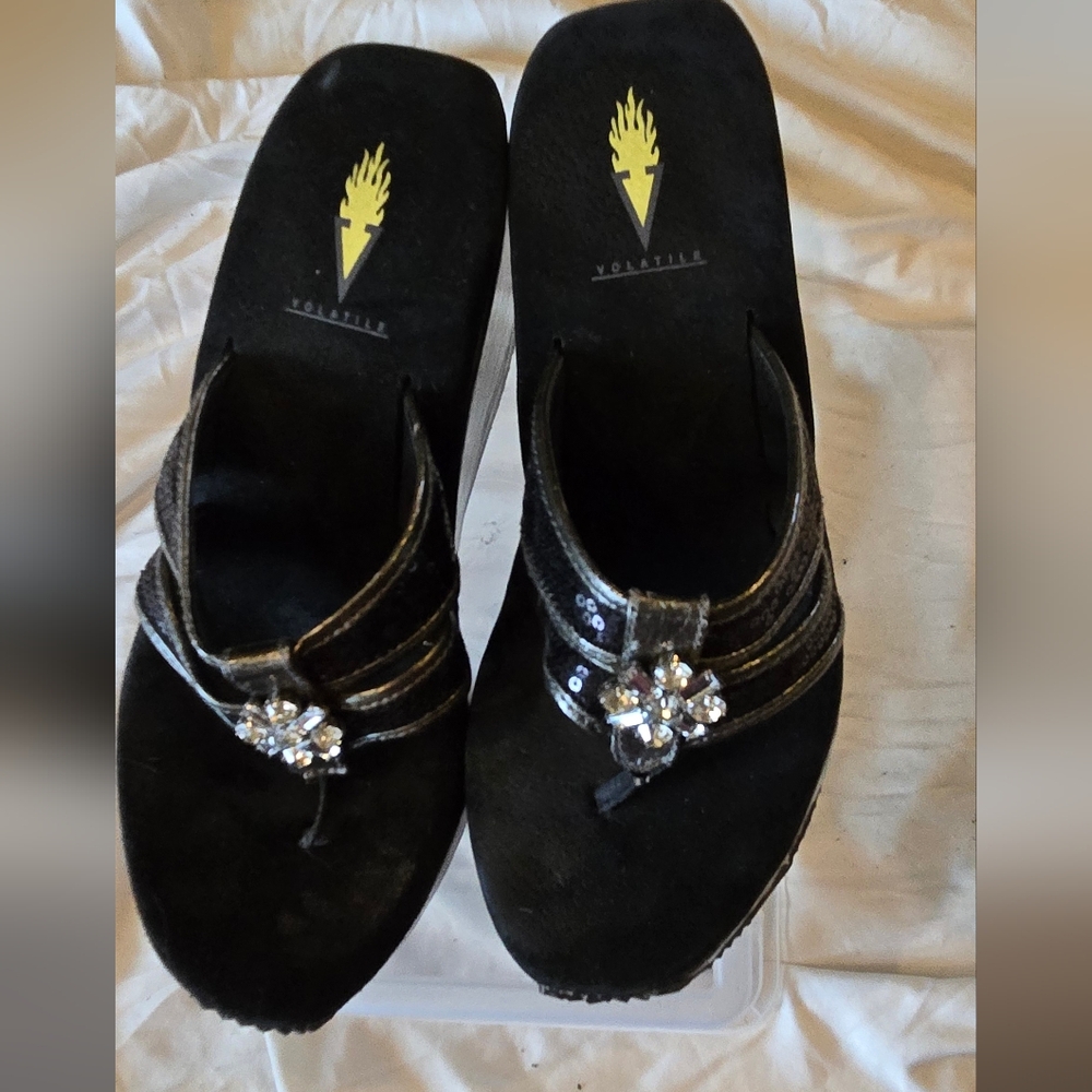 Volatile Womens Black Sandals with Stylish Embellishment NWOT Y2k